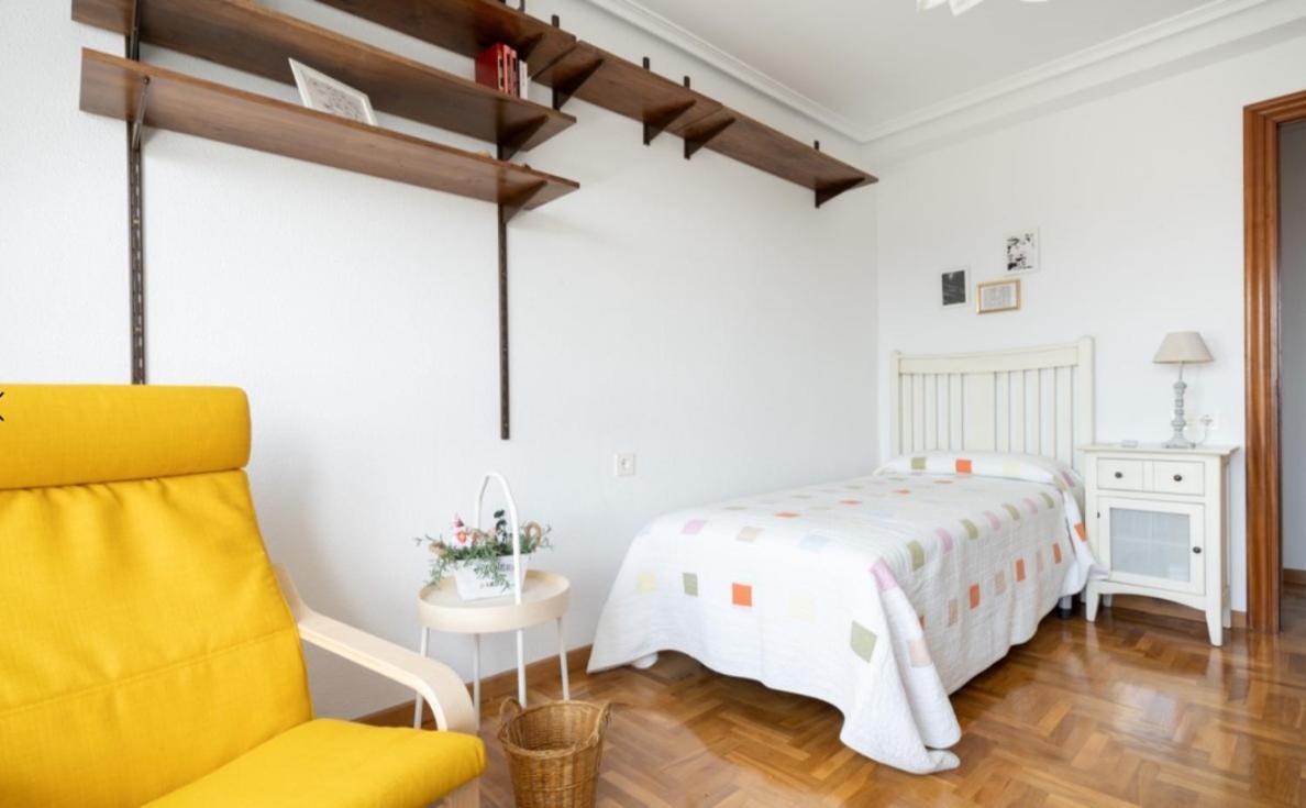 Myhousespain - Luminoso Piso Junto Al Centro 기욘 외부 사진