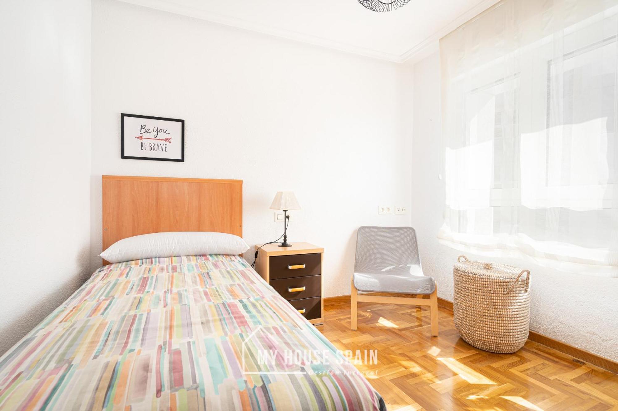 Myhousespain - Luminoso Piso Junto Al Centro 기욘 외부 사진